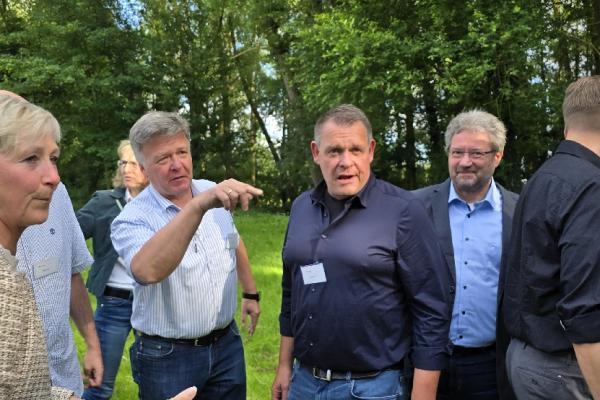 Frau Hoolt, jetzt Gnielinski, Thomas Forster, Frank Veenhuis, André Kudlik